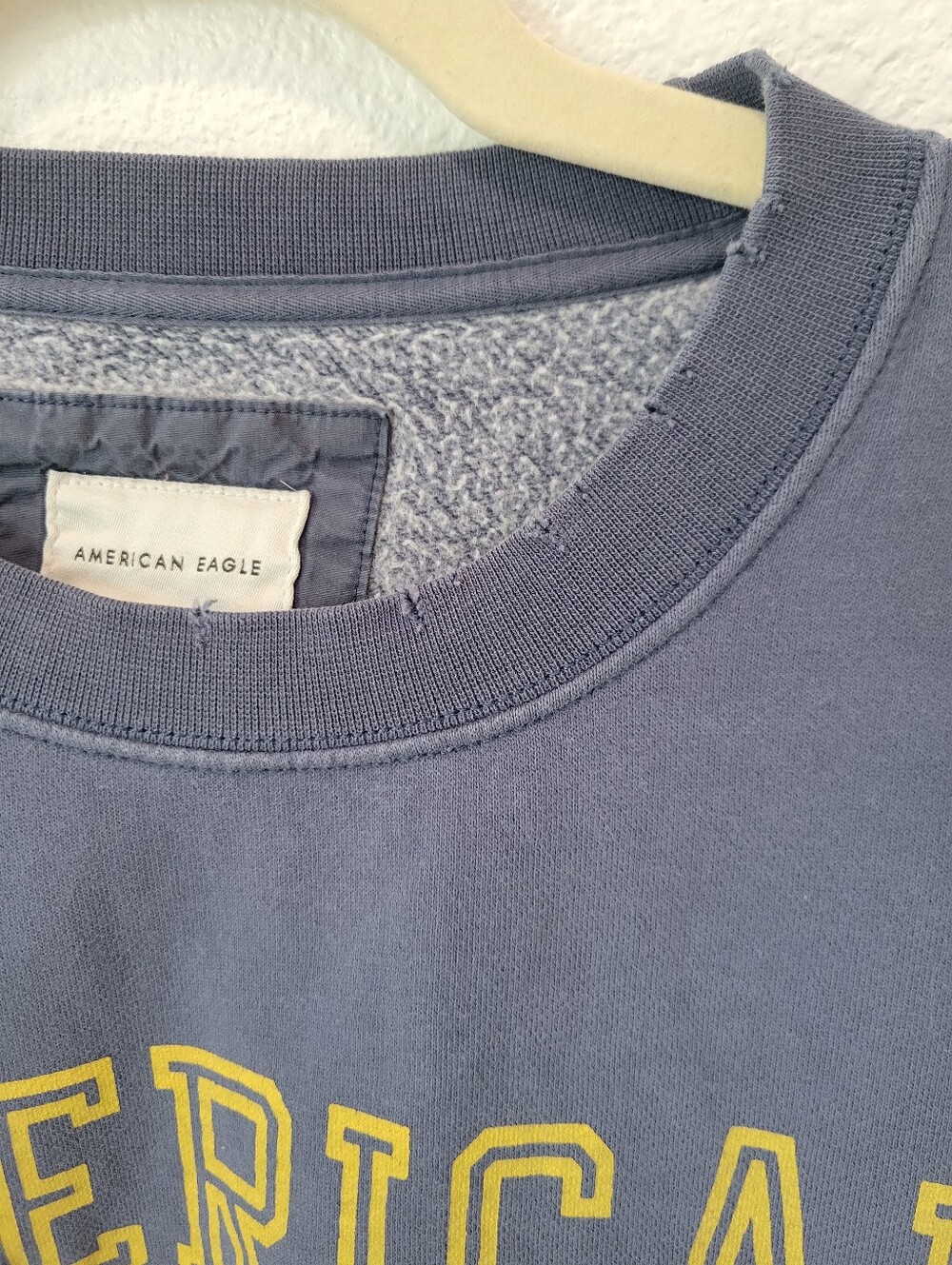 American Eagle Women’s XS Vintage Distressed Collegiate Sweatshirt Slate Blue‎ - Picture 3 of 6